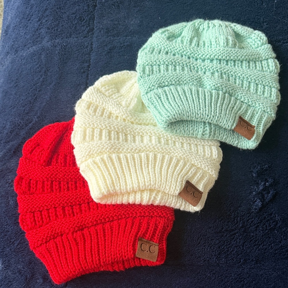 C.C Beanie Set - Bright Red, Soft White, Light Green